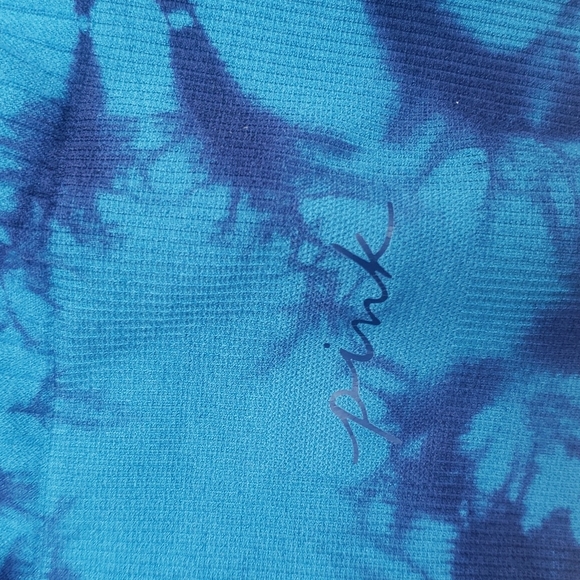 Crop top - Picture 4 of 4